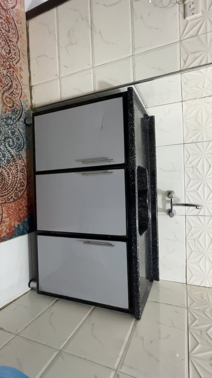 كاونتر جديد لبيع 3 امتار مرمر


**إذا كنت صاحب هذا الإعلان وتريد حذفه لأي سبب، رجاءا أرسل رسالة إلى الدعم الفني**