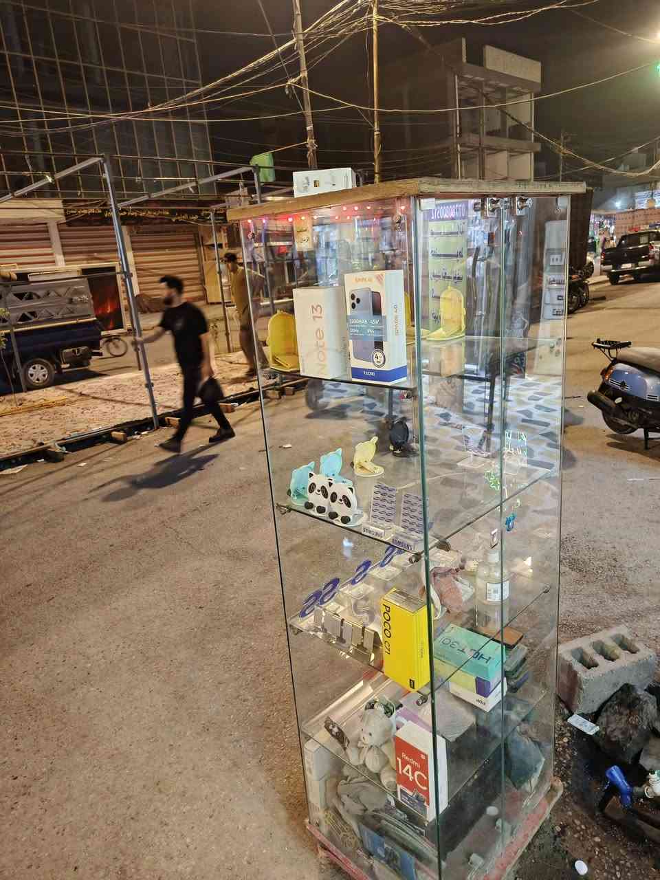 سلام عليكم البيع عرضه مال مبايلت كلش حلوه وجام ابو عشره ونضيفه مال محل مبايلت السعر125هاذه رقمي***********مكاني بابل الحمزه الغربي
