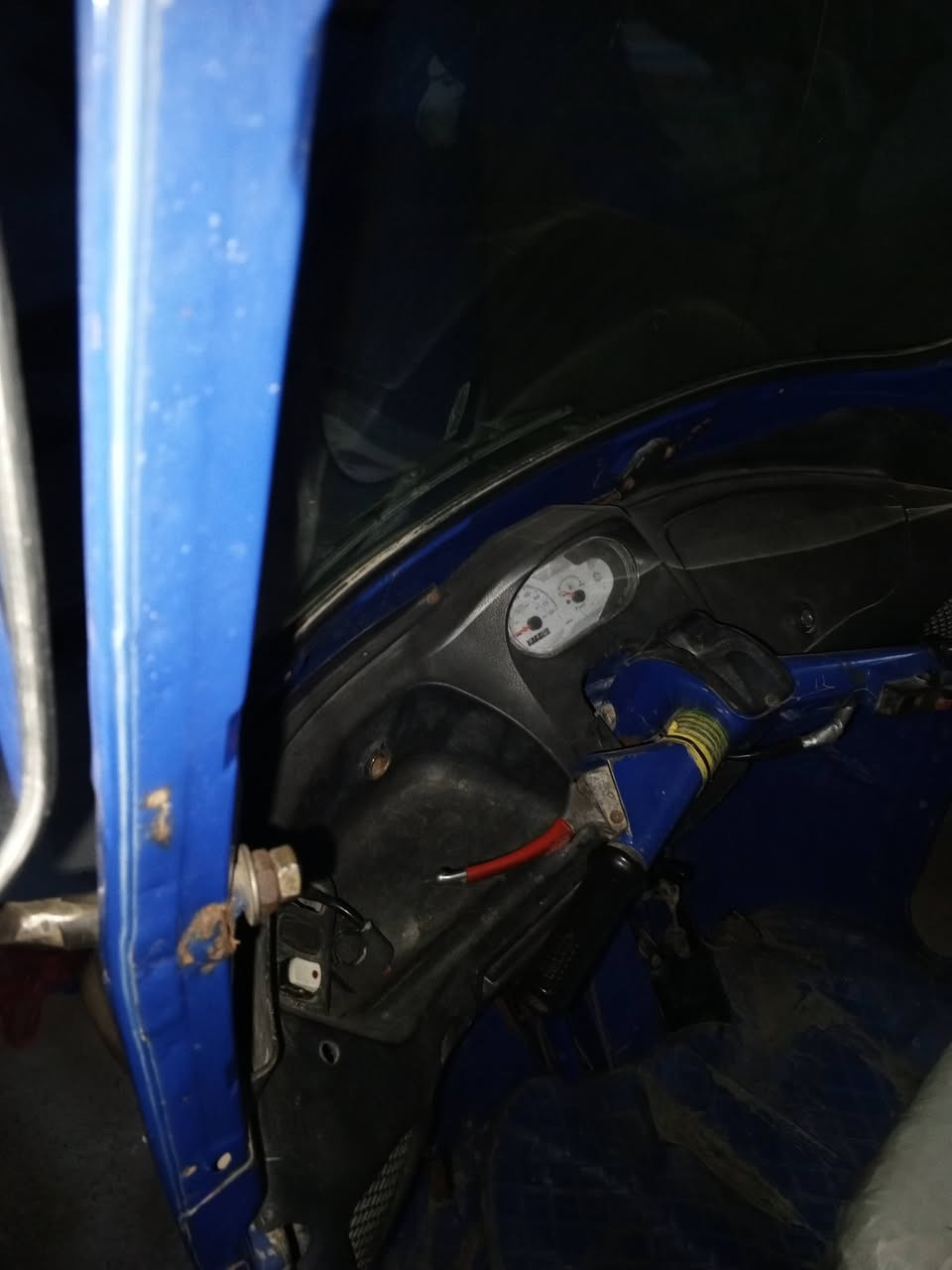 السلام عليكم ورحمه الله وبركاته للبيع او مراوس بستوته نضيفه تكتك بياجو موديل 19شغال كامل من كلشي كبل للشغل السعر 1250وبيه مجال بسيط جدا للاستفسار الاتصال على الرقم ***********
