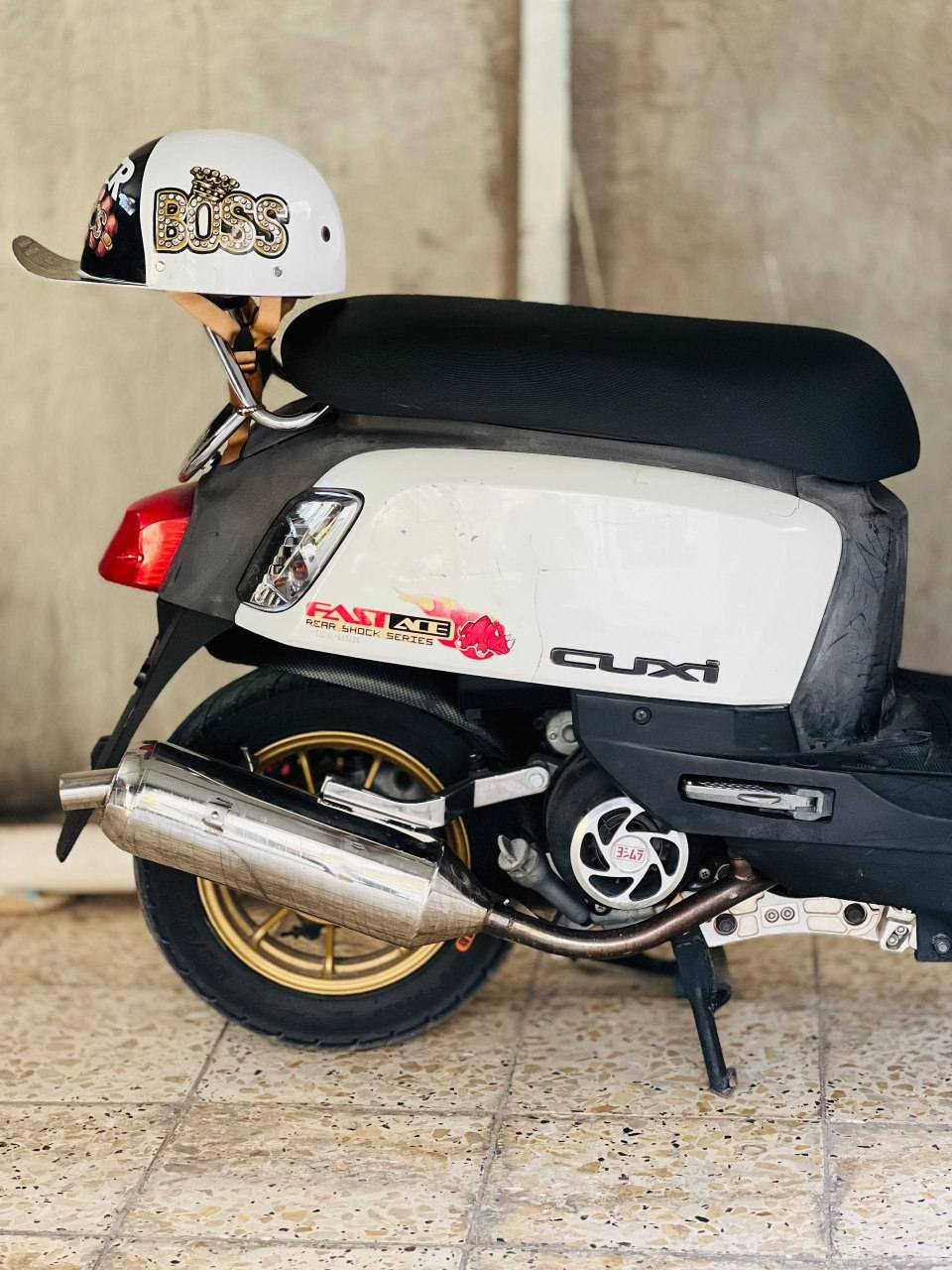 سلام عليكم بوليس 2013 كفاله عامه ورقه مزاد مالته موجوده مزوعه تزويد للنعال ليريده يراسلني ويدلل❤️

***********
