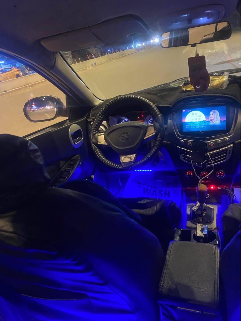 فاو اولي 2015 محور كير وكينه كورلا vvt الحديث
كامله وجاهزه نقصها بولبرنات وداريف شفت اماميات صار بيهن صوت من المطر ونقصها راديتر تبريد الباقي كامل مصار شهرين من محوريها
رقم بغداد تحويل ثاني يوم
كير ومكينه وكهربائيات وتخم تاير وصدر جدد
غرفتها نظيفه كشنات جلد سنترلك بوب وجام كلها تشتغل مري تحكم كهرباء والكشر شوف العين بيع 35 او مراوس
عنوان بغداد قرب جزيرة بغداد السياحيه *********** بغداد, العراق
