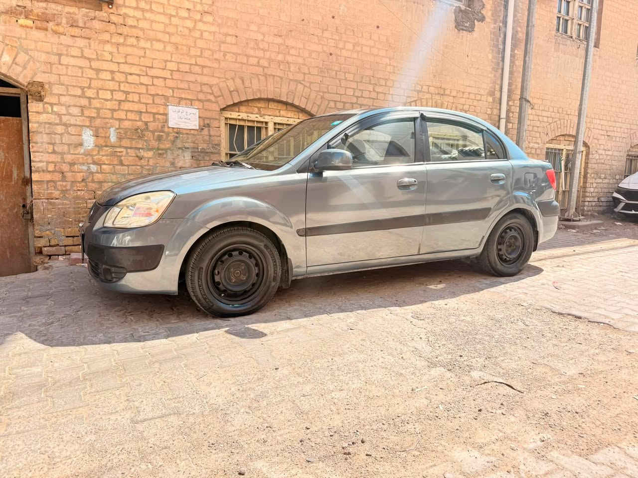السلام عليكم
كيا ريو 2008 رقم ديالى الجديد باسمنا مصبوغة عام اثر جراد شرط بدون حادث فقط جاملغ خلفي معمر بدون كص بدون اي حادث قوي السيارة جاهزة كير مكينة صدر تبريد تخم تاير كهربائيات بشرط مكينة 1600 دوش السعر المطلوب 73 وبي مجال اي استفسار *********** مكاني اعظمية
