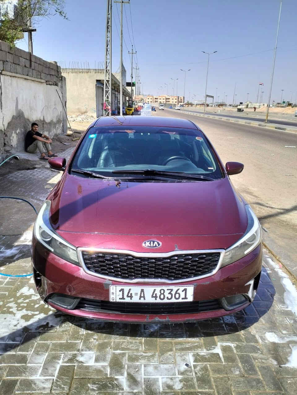 فورتي موديل 2017 وارد امريكي مكينه 2000دوش كير AT سياره صارله شهرين من مبدل مكينه سياره جاهزه تايرات حداديه جديده سعر 105 بيه مجال بسيط مكان سياره بصره ***********
