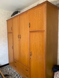 غرفه كامله كنتور مع اثنين جرابي ام النفر السعر وتساب راسلني وما أقصر و...