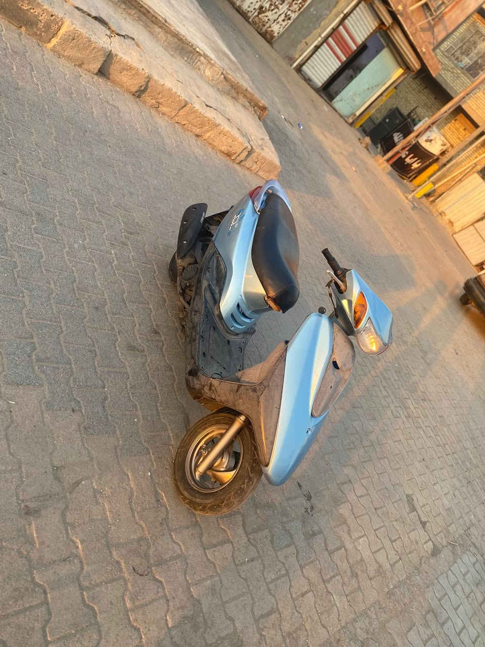بريز لايت فوگ  رمبه رمبه كفاله عامه من الشخط ختم واحد ويا المحرك جديده بمعنى الكلمه كلها شغاله وجانت متروكه صارلها فتره قليله من نزلت مكاني بغداد حي اور او الشعب السعر 675 وبيها مجال بسيط ***********
