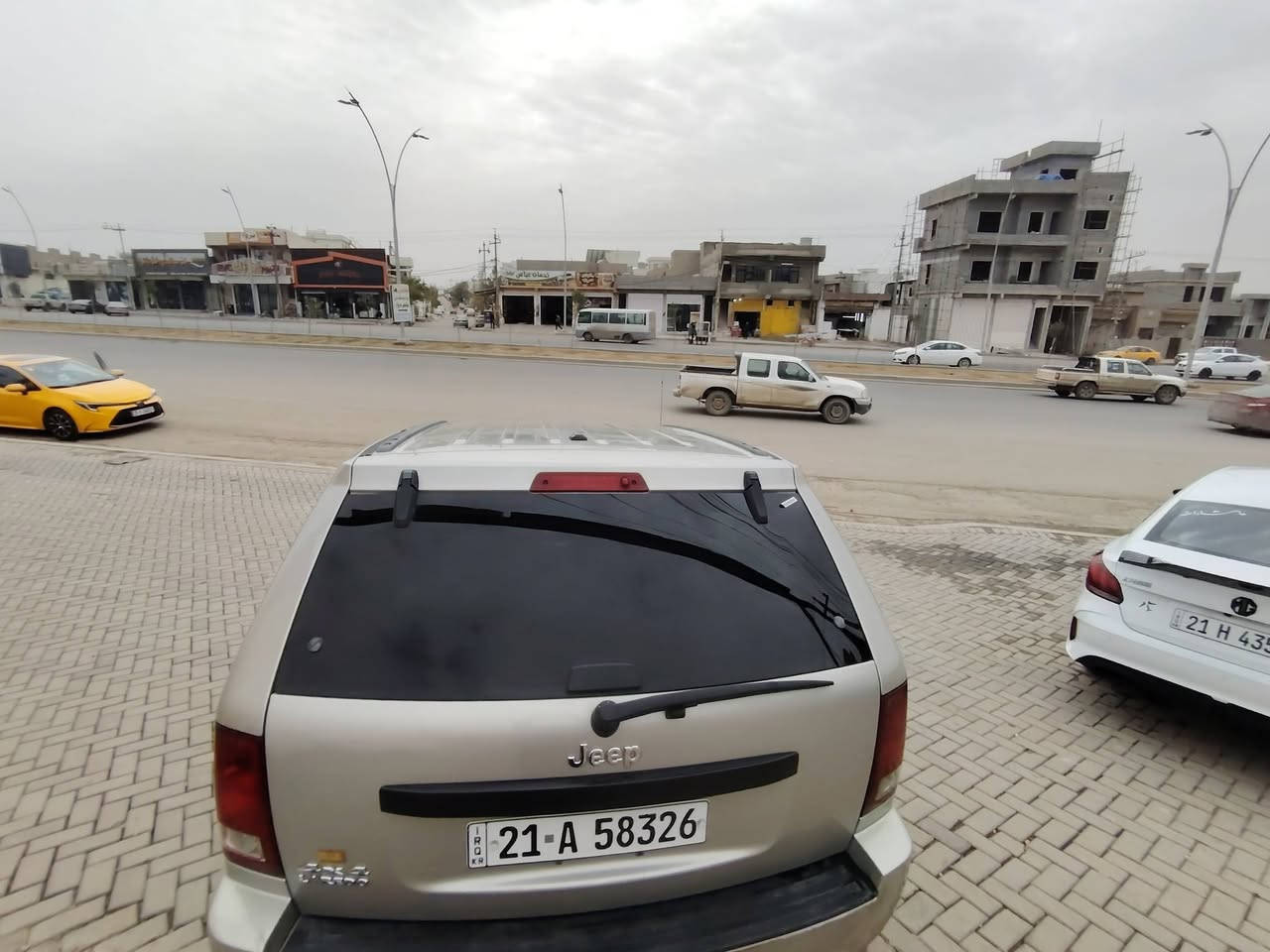 جيب لاريدو  2008  دبل اكسل بيه قطعتين صبغ  فقط  خير من الله
*********** كركوك
