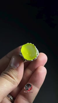 عقيق اصفر يماني صياغة يدوية مقاس "24" 07719848426