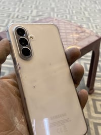 سامسونج اي ٥٦ • ٢٥٦ جيجا • ١٢ رام