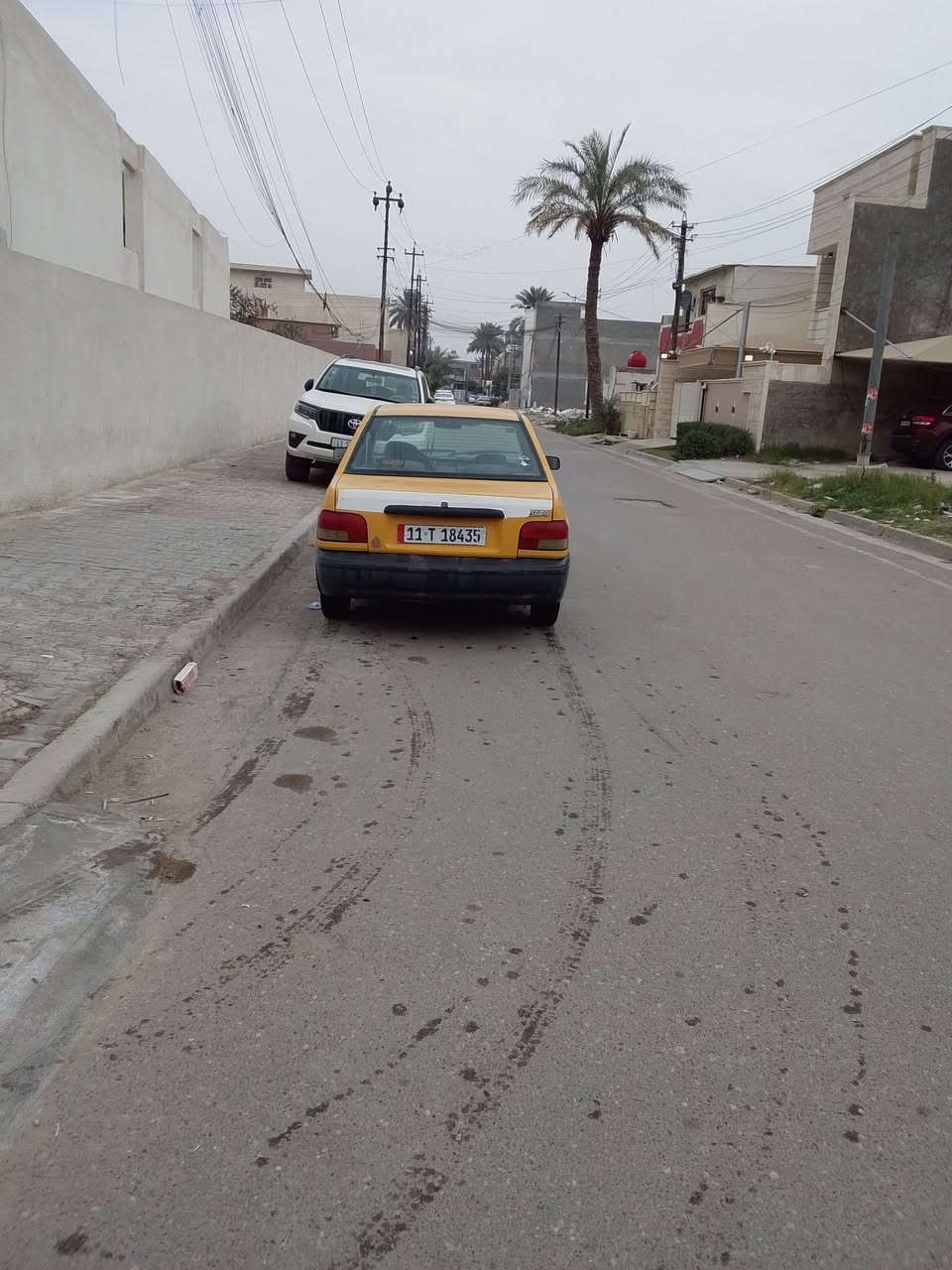 السلام عليكم سايبه لبيع مديل11 تفاصيل التصال رقم الهاتف *********** واتساب سعر24 وبيه مجال الشراي عنوان بغداد
