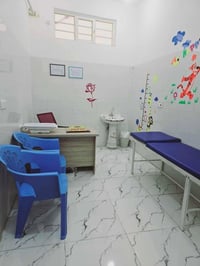 دكتوره ساره • اخصائية اطفال وخدج • الزبيديه