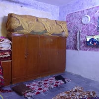 بيت للبيع في مدينه الصدر الشماعيه قريب من أسواق زهوره شارع العياده الط...