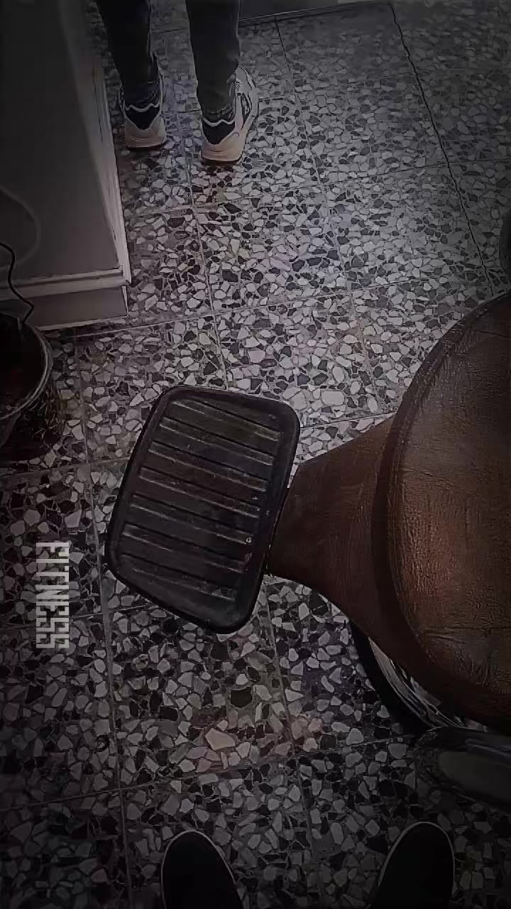 كرسي الحلاقة 200 وبي مجال نجف حي الوفاء رقم الهاتف ***********
