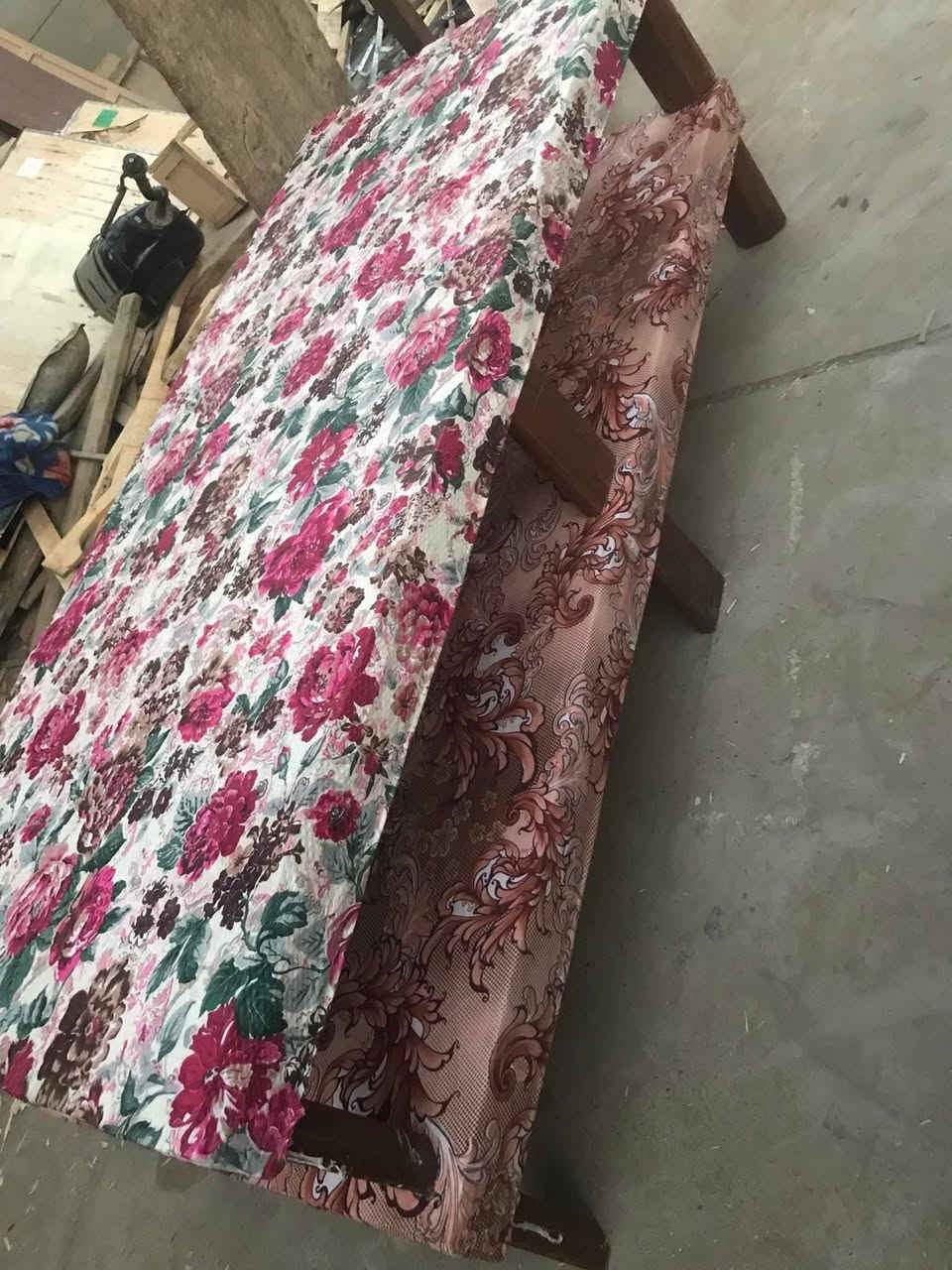 صوميات نفر جدد تفصال تتحمل وزن وزن السعر 35 واصل *********** واتساب
