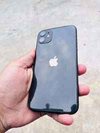 آيفون ١١ • ١٢٨ • بطارية ٧٠