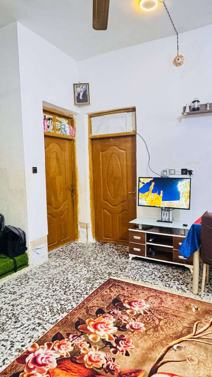 الدار للبيع 120 متر طابق ونصف
بناء درجة اولى اساس وسقف كونكريت 
افضل المواد مستعمله لبناء البيت
عالي عن الشارع طابو زراعي سند 25
العنوان
كوفه سهله خلف مجمع شبيلي مسافه قليله عن تبليط المجمع
السعر 52 مليون وبي مجال
الاستفسار *********** واتساب 

مستعدون لأستقبال عروضكم التجارية والزراعية والسكنية
