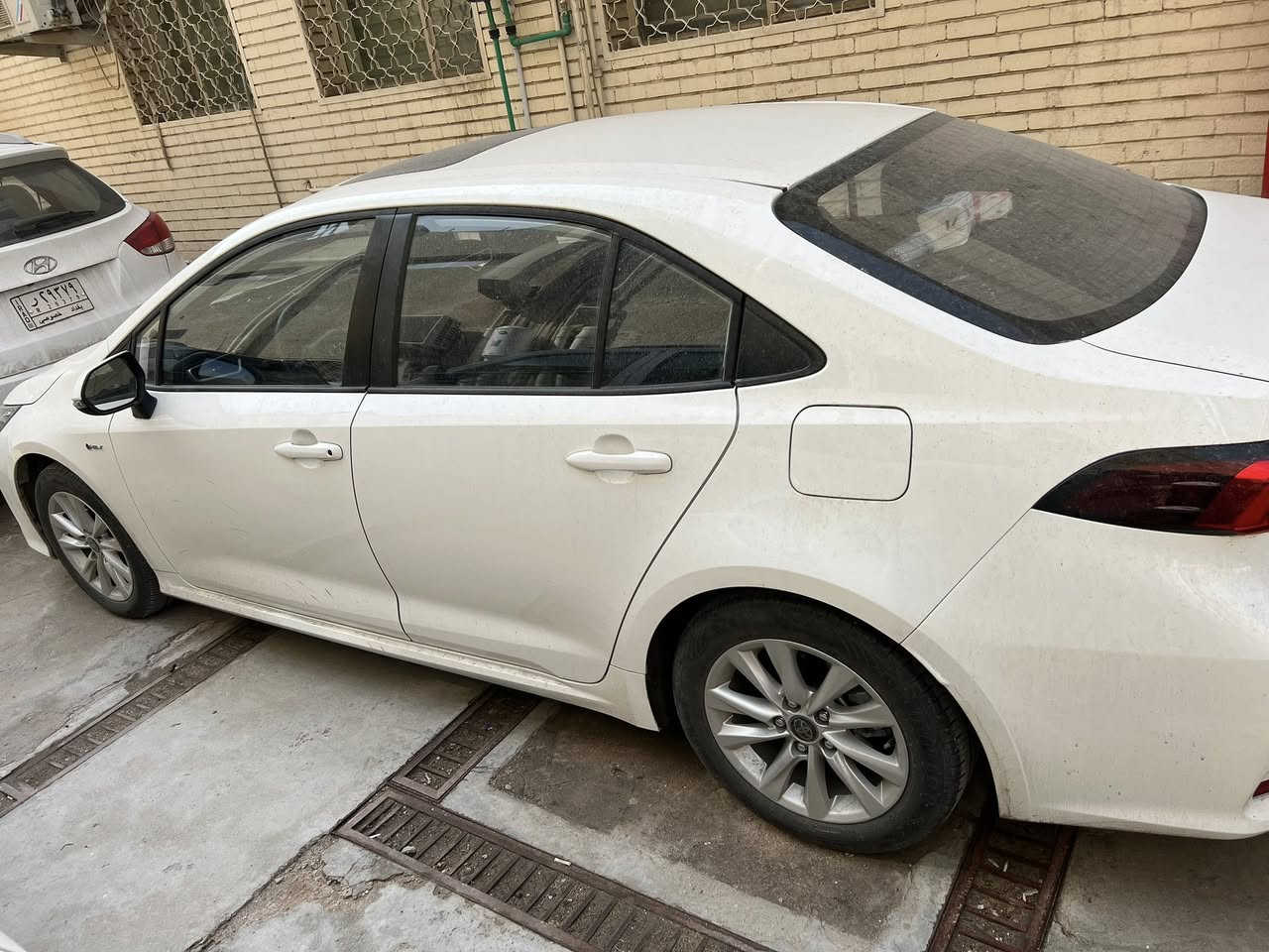 السلام عليكم
للبيع
كورلا ٢٥
هايبرد
فول
سياره مشتريه زيرو وحالياً ماشيه  ٥   الف بعده حال الزيرو
مكفوله من كلشي 
مابيه لا شخطه ولا رصعه 
داخل جلد اسود
كامره اصليه 
تبريد شاشه
رادار 
وباقي المواصفات المعروفه
مكانه بغداد  كراده
السعر 23 مليون 500000 الف سعر نهائي
للاتصال 
***********
