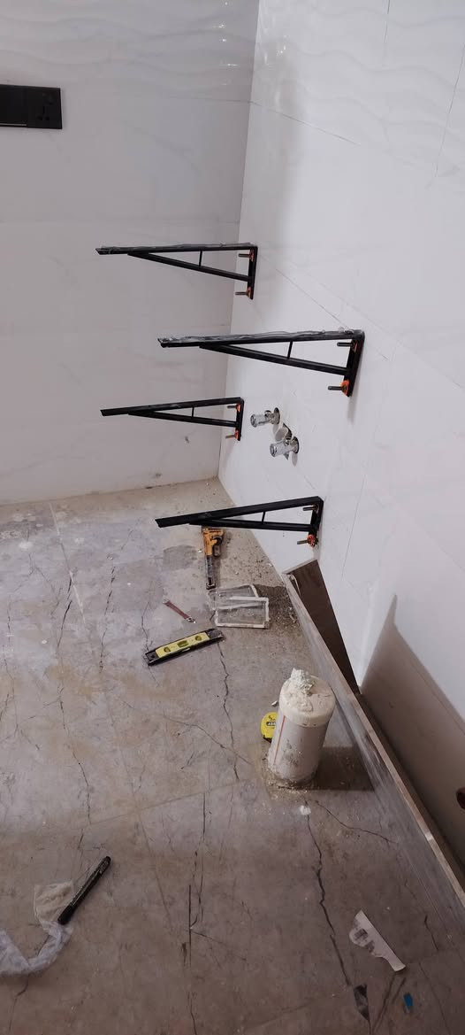 تم بحمدلله اكمال
 بيت ١٥٠ متر في طريق بغداد 
تأسيس 
ماء ومجاري في كركوك
وتشطيف منزل
للاتصال ***********
