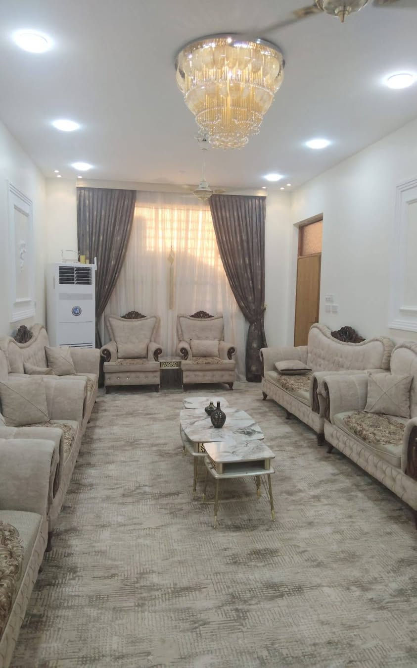 #للبيع دار سكن طابقين 6 غرف 200م مطلوب إسكان بالسياسيين 
التواصل على الخاص


**إذا كنت صاحب هذا الإعلان وتريد حذفه لأي سبب، رجاءا أرسل رسالة إلى الدعم الفني**