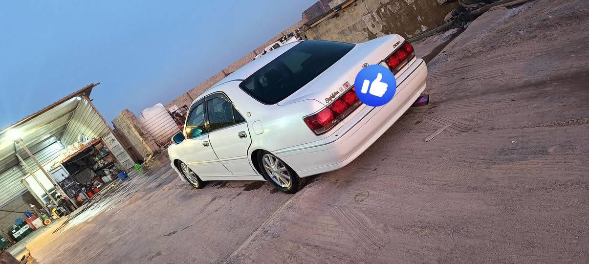 مرحبااا على جميع ملكه  وكالة فقط صدامي صلاح الدين 3دكم كشنات اربعه كهرباء محرك D4الكبير  تبريد تدفئه حداديه جديدة اكرستال اصل سياره بيها فقط قماره مكانه بصره سعر 65 
***********
