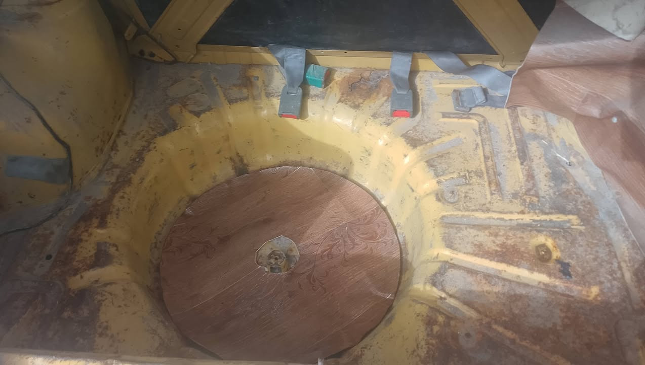 سلام عليكم سايبه مديل 11 مكينه وكير وحداده كفاله سنويه منتهيا ب22 راعيها بلجمهوريه وم
ومااندله العنوان البصره وسعره 8 ،***********
