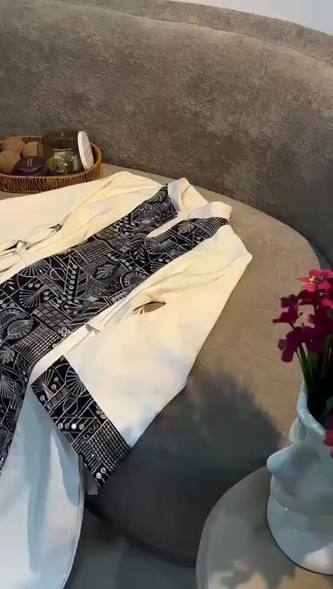 الف رحمه ع والديكم بجاه شهر رمضان يعطيكم الصحه والعافيه 
اريد اصعدون منشور تعليقاتكم الحلوه مشروعي جديد🥺

ملاحظه///تصوير حقيقي
قناتي على تلي

https://t.me/fteatlkd


**إذا كنت صاحب هذا الإعلان وتريد حذفه لأي سبب، رجاءا أرسل رسالة إلى الدعم الفني**