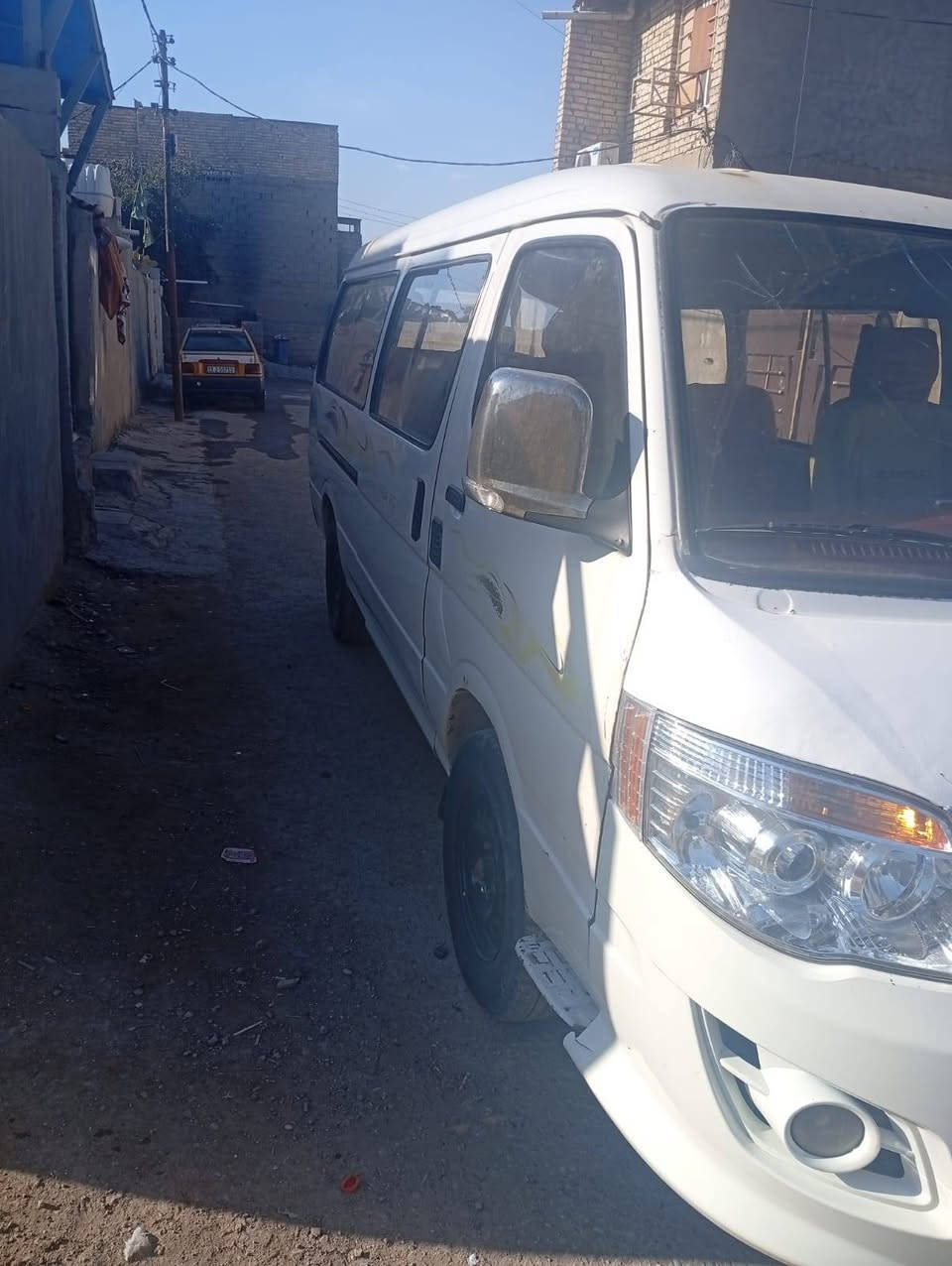 فتون موديل 11.     السعر 65
مكينه وكير كفاله 
سنويه جديده رقم نكليزي 
تفاصيل اتصل ‏‪***********‬‏
