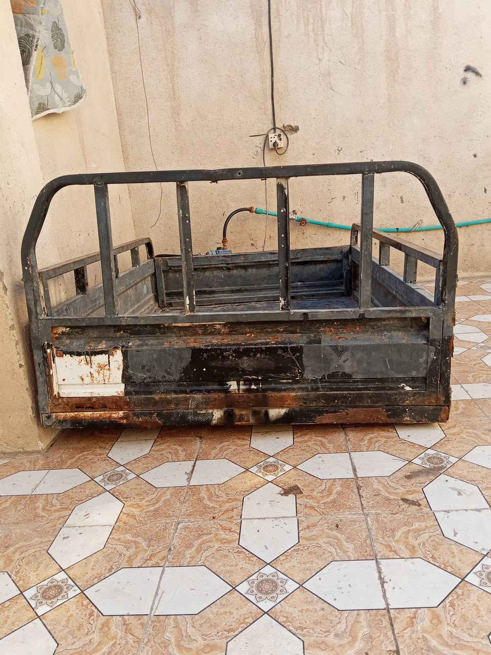 بدي للبيع مكان ناصريه سديناويه سعر خاص اتصل على رقم ***********
