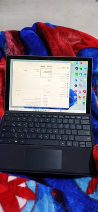 Microsoft surface pro 7   I5 gen 10th  Ram 8 gb  256 gb  Win 11 pro   ...