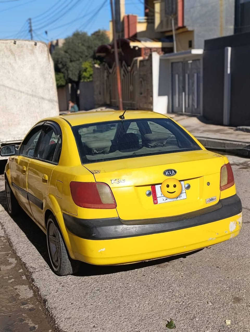 🚘كيا ريو وارد اميركي
🖐⬅️موديل2008
🖐⬅️رقم ديالى  
🖐⬅️هيئه وغرمات صفر 0️⃣ 
🖐⬅️محرك وكير شرط 
✋🏻⬅️بيها كأبون بانزين ⛽️
🖐⬅️شرط التحويل او وكالة من الشرعي
🖐⬅️السعر 77بيها مجال 
🚦تعال وتدلل 
العنوان الموصل الايسر 
للاتصال *********** اسيا
*********** كورك
