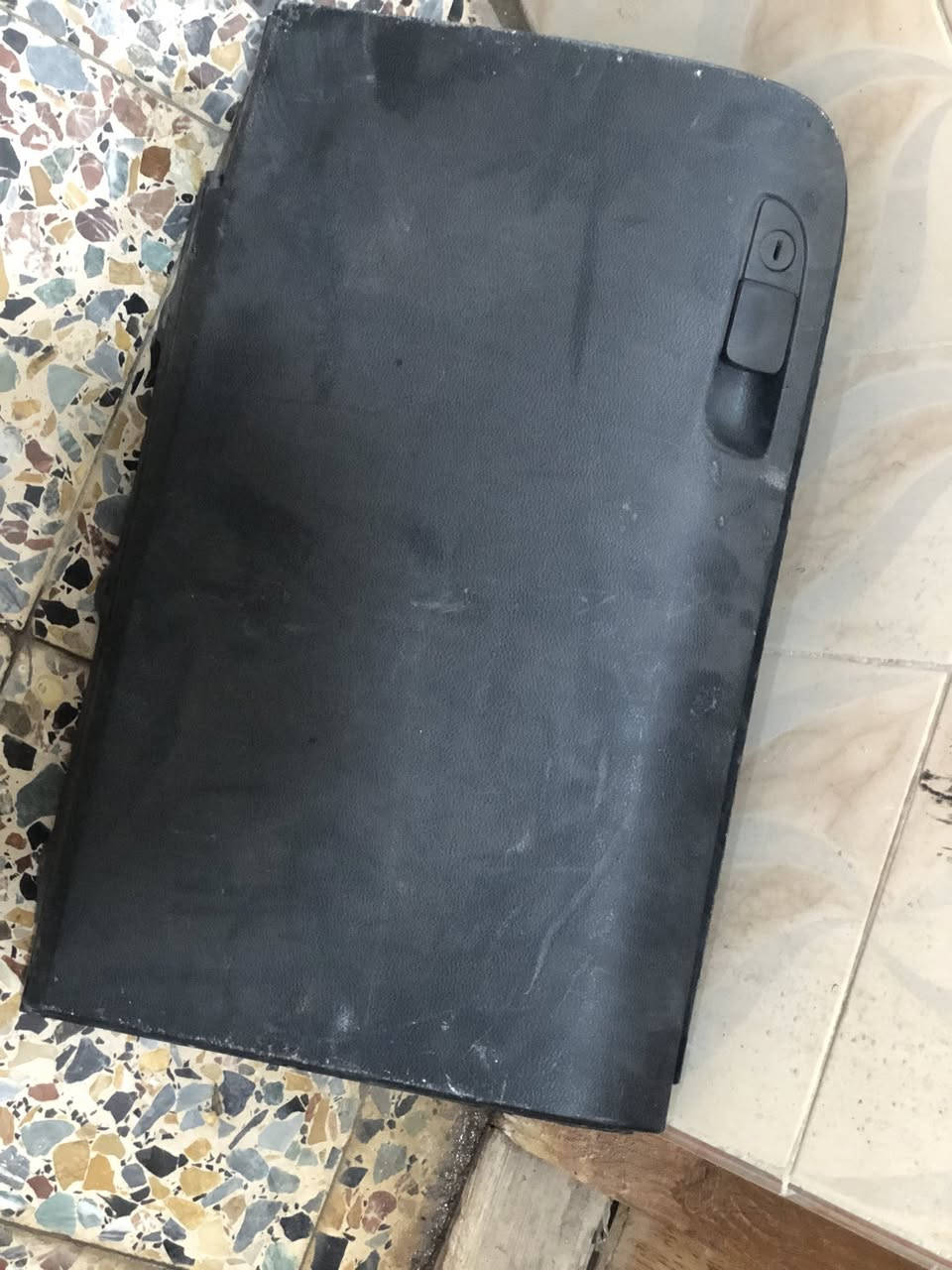 غراض جارجر مال 2023 بلادي كلهن السعر 120المكان البصرة القرنه رقم***********
