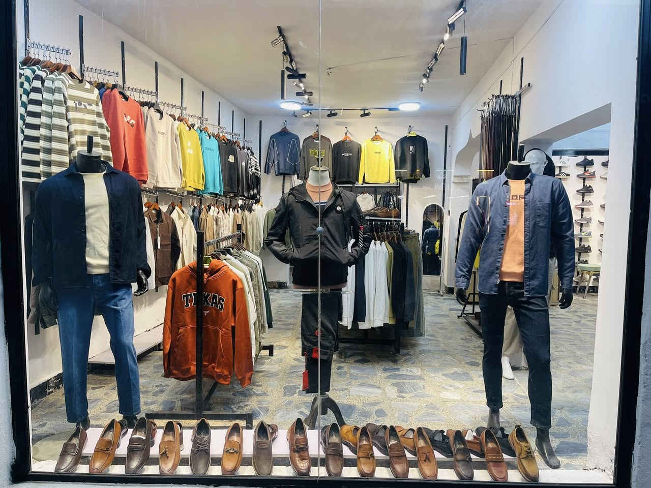 بسم الله وع بركة الله تم أفتتاح موقعنا الجديد تقاطع العباسي 

مجاور المصوريين مقابيل قاسم للرياضة 

بمناسبة شهر رمضان المبارك نقدم لكم أول عروضنا ولمدة ثلاث ايام فقط يبدأ العرض من يوم غدا بعد الفطور مباشرة 
👇👇👇👇👇👇👇👇👇👇👇👇👇👇👇👇 
👇👇👇👇👇👇👇👇👇👇👇👇👇👇👇👇

#دار_الأيهم_للألبسة_الرجالية

تشيرت ب_ 10
سويتر ب _ 10 
حذاء  ب _ 10 
بدي   ب _ 10 
بجامة ب_ 10 
قميص ب _ 15 
بنطرون ب _ 15 
القماصل ب_20


**إذا كنت صاحب هذا الإعلان وتريد حذفه لأي سبب، رجاءا أرسل رسالة إلى الدعم الفني**