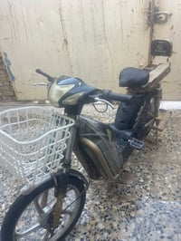 دراجة شحن الاخوين  للبيع بسعر 150الف  بيها مجال بسيط ناقصها فقط بطاريا...