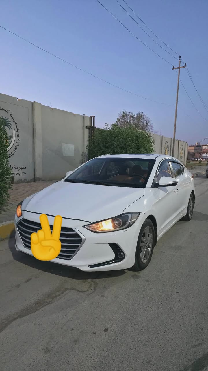 Hyundai Elantra 2017 2.0 dohc
هيونداي النترا ٢٠١٧ مكينه ٢٠٠٠ دوش رقم بغداد الدولي نص فول مري شفط فتحة قطعتين تبريد بدون بصمه 
كفالة من الصبغ و الضربة عدا تكحيلة كرت بالجاملغ الامامي جهه العبري نوزلات  بلكات فيت بم جديد منظومة تبريد جديدة تخم تايرات اقل السنه من شادة 
السيارة ممشى ٨٧ الف كيلومتر قابل للزيادة تدك جرس فوك ١٢٠ 
السعر90 و بيهه مجال للشراي
مكان السيارة كربلاء المقدسة 
للأستفسار الاتصال على الرقم ***********
