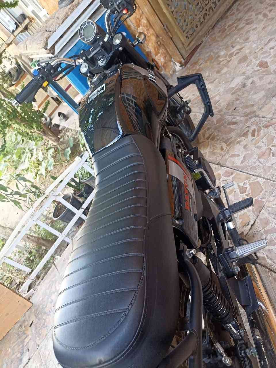 دايوان لاتي موديل 2026
برغي ممفتوح بيها 
سعرها 2750000 وبيها مجال 
مكانها بابل 
***********
