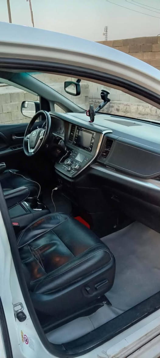 سينا 2018 se
رقم انبار تحويل مباشر 
مكان السياره حديثه 
السعر 185 وبيها مجال


**إذا كنت صاحب هذا الإعلان وتريد حذفه لأي سبب، رجاءا أرسل رسالة إلى الدعم الفني**