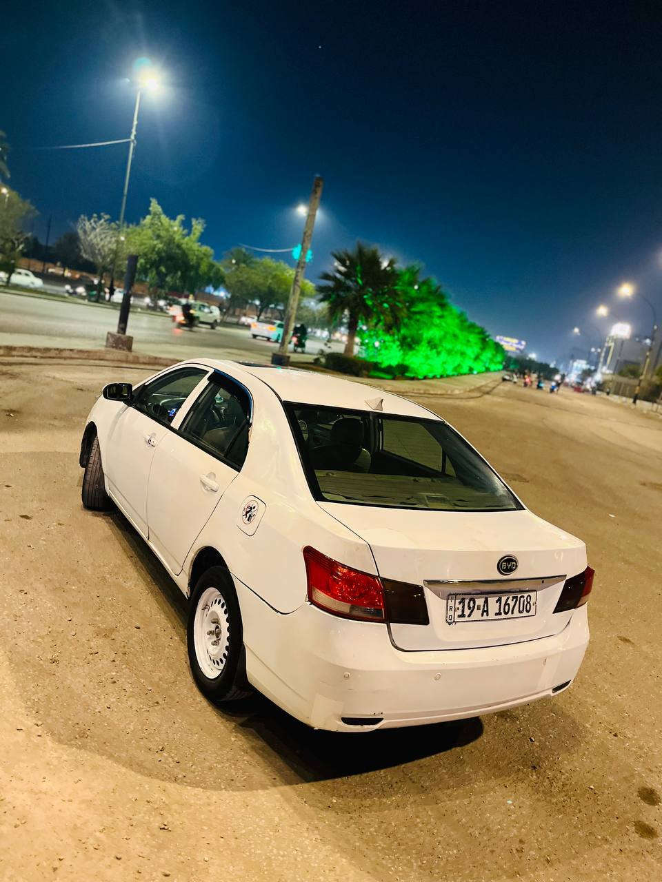 Byd 
2013 G3 كير عادي تدفئه تبريد شغل 
بيها جاملغ الامامي جهة السايق صبغ فقط +جراد بالبنيد 
سنوية ل 2030 هزه جديده رقم كربلاء الدولي  بسمي تحويل مباشر مكان السياره كربلاء 
السعر 57 وبيها مجال بسيط 
       ‏‪***********‬‏  /  ***********
