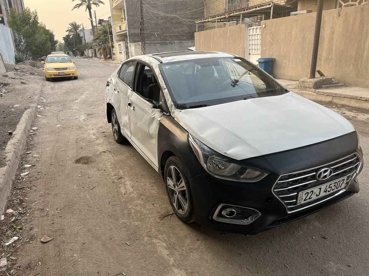 السلام عليكم
للبيع هونداي اكسنت
موديل 2019
السياره خليجي
ابيع عله حادث
رقم اربيل تحويل مباشر 
السياره شغاله وتمشي 
مكان السياره بغداد المشتل 
***********
