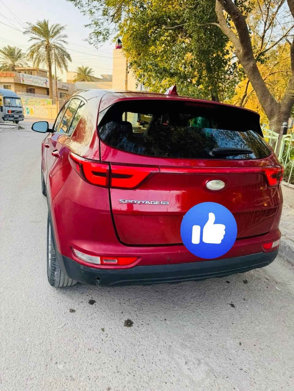 اسبورتج موديل 2018وارد امريكي رقم اربيل الجديد
***********
السعر 153وبيها مجال للشراي 
 سنوية ورقم الجديد تريد تحويل تريد وكاله 
السنويه 2032
مواصفات النص فول 
قطعتين تبريد 
شاشه وسط
تحكمات ستيرن 
3انضمة قياده 
داخل لونين 
محرك 2500المرغوب 
كير محرك مكفول 
ماشيه 30000الف ميل 
الحادث جاملغ خلفي وشبر بل باب الخلفي بارد فقط
