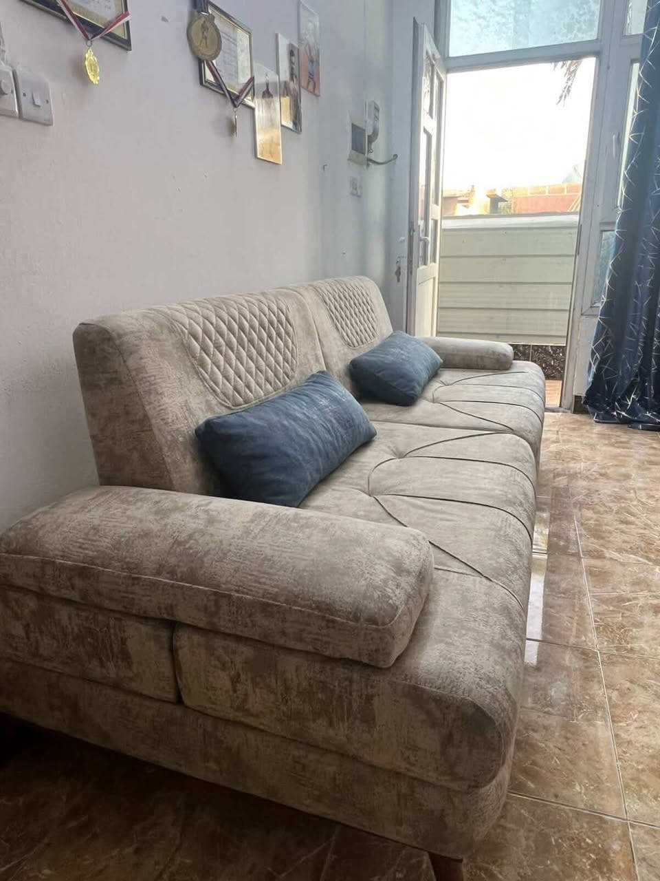 مرحبا
تخم للبيع بعده جديد السعر 850وبيه مجال مكان بعقوبه ديالى


**إذا كنت صاحب هذا الإعلان وتريد حذفه لأي سبب، رجاءا أرسل رسالة إلى الدعم الفني**