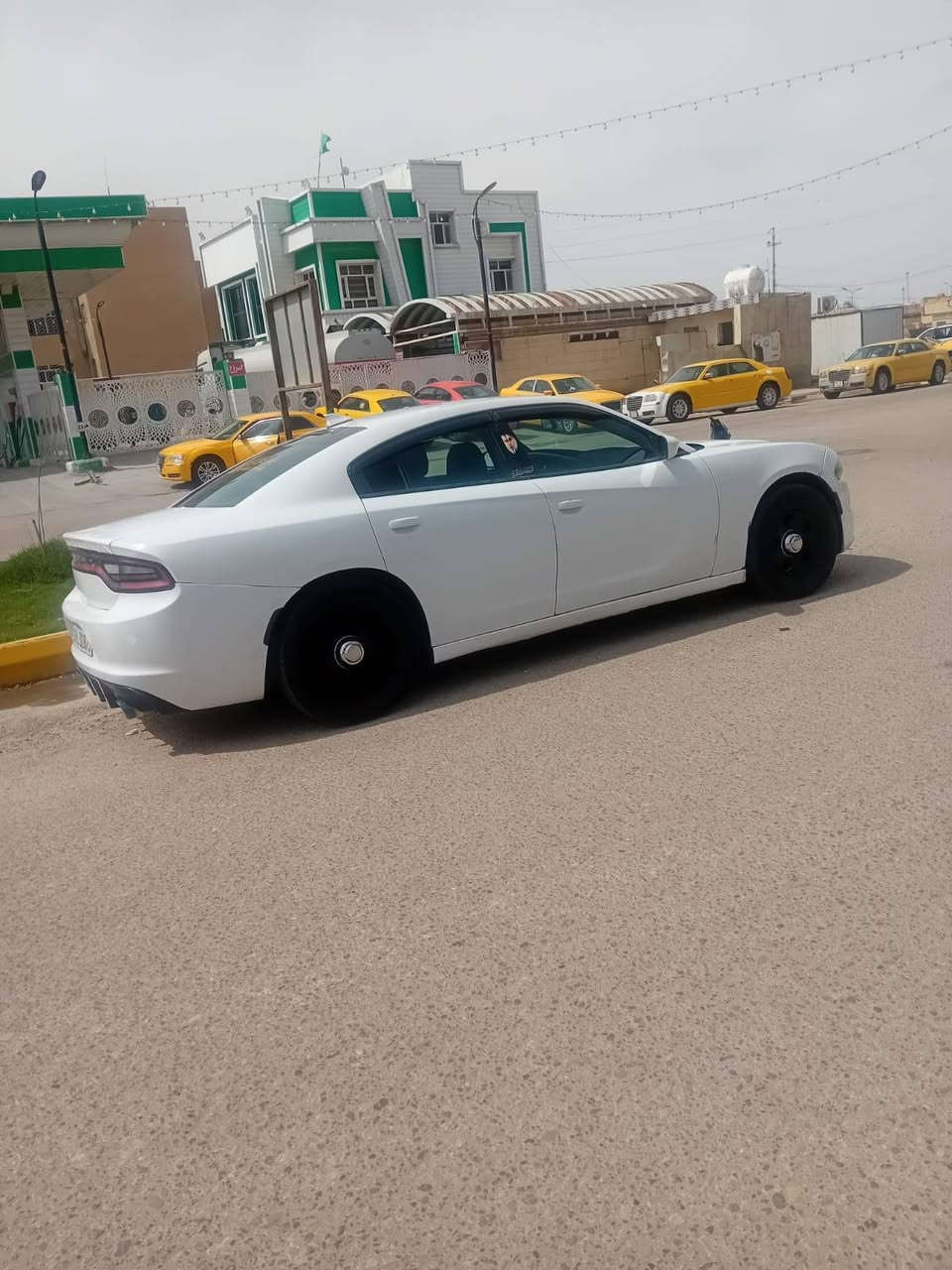 اللهم صل على محمد وال محمد جارجر 2015 اصل سيارة 🚗 جاهزة محرك 3600 تويل رقم 📱 اربيل دولي السيارة واكعة عليهة سقيفة ومعمرة السعر 115 وبيهة مجال قليل العنوان ميسان ***********
