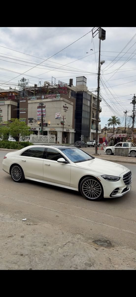 مرسيدس S580 4 matice Large 2022 🤍 سعر بلاش 🔥
اعلى مواصفات  8 سلندر بصمة بارنوما فتحة

مارسدس s580 باب طويل 

موديل 2022

ملاحظة ♥️.

كلين تايتل كفالة عامة مدخلها بحادث غرق بس اي غرق مابيها وين متحب افحص .

محرك ٨ سلندر 

الممشى : 35 الف كيلو

باب طويل اعلى مواصفات 

محرك كير واير بشرط مامفتوح 

سيارة حيل نظيفة كلشي عل بلاد جديد 

سنوية هزة كلشي جديد

باسمي السنوية بشرط تحويل 

سيارة مابيـها دينار مصرف كامل من كل نواحي

…سعر 660 ورقة فقط ……🌸

للاستفسار ***********
