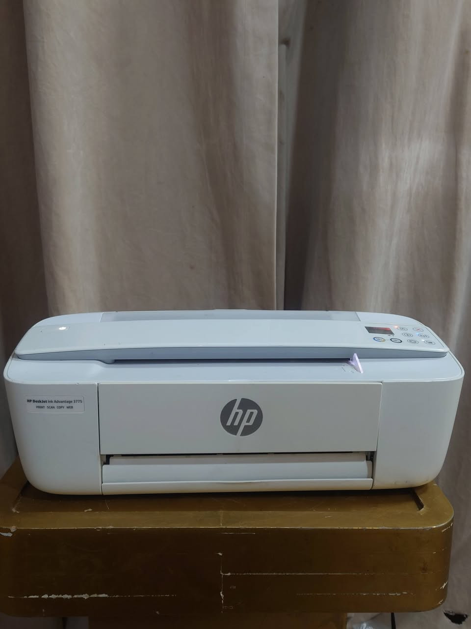 طابعة hp Deskjet Ink Advantage 3775
محمولة تطبع ورق حجم A4 
طباعة واستنساخ عادي وملون
طباعة صور وملفات pdf واستنساخ الاوراق
نوع الحبر سائل بنظام الكاترج رقم الكاترج 652
تطبع من الموبايل واللابتوب عن طريق الكيبل او الوايفاي
سرعة الطباعة 8 نسخ بالدقيقة

السعر 60 الف وموجود توصيل


**إذا كنت صاحب هذا الإعلان وتريد حذفه لأي سبب، رجاءا أرسل رسالة إلى الدعم الفني**