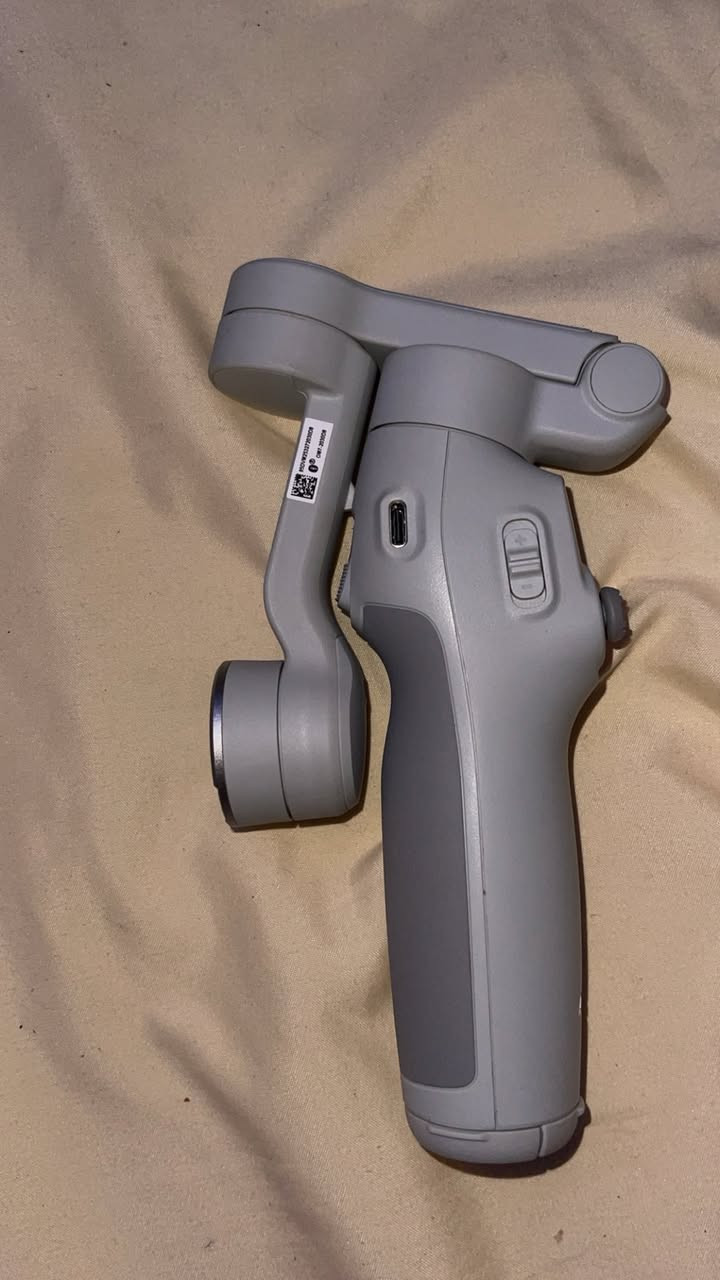 اوزمو dji 7 القطعه جديده حتى ستيكر بيها
نقص مشبك حامل هاتف فقط ⚠️
كامل ملحقات مالتها موجود كارتونه والكيبل والكتيب


**إذا كنت صاحب هذا الإعلان وتريد حذفه لأي سبب، رجاءا أرسل رسالة إلى الدعم الفني**