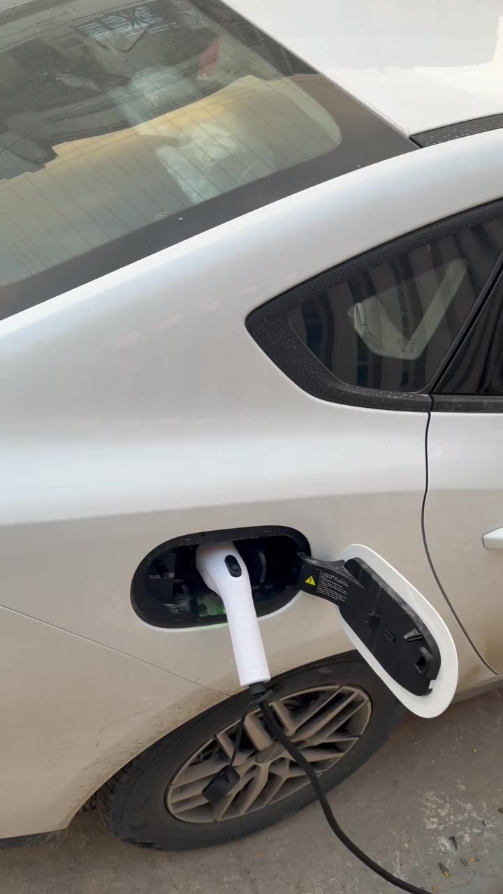 السلام عليكم 
للأستفسار ***********
