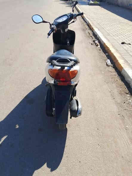 السلام عليكم للبيع عصفورية فحل دراجة مكفولة كفالة عامة من كلشي تجي وتفحص وتكلب وتقتنع دراجة اي نقص مابيهة مكينة جديدة مال رمبة شاديلهة صار سبوع دراجة كهربائيات شغالة كلهة عداد لايتات نقص فقط اشاير امامية دراجة شلعة ومعدل ناعمة دراجة اي نقص مابيهة السعر 275 مكاني بغداد دورة شارع 60 شراي اتصل على رقم وبيك خير وتدلل ***********
