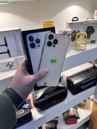 13 برو ماكس   اللون ذهبي  بطاريه 87  ذاكره 256  جهاز كلش نظيف  شرط ممب...