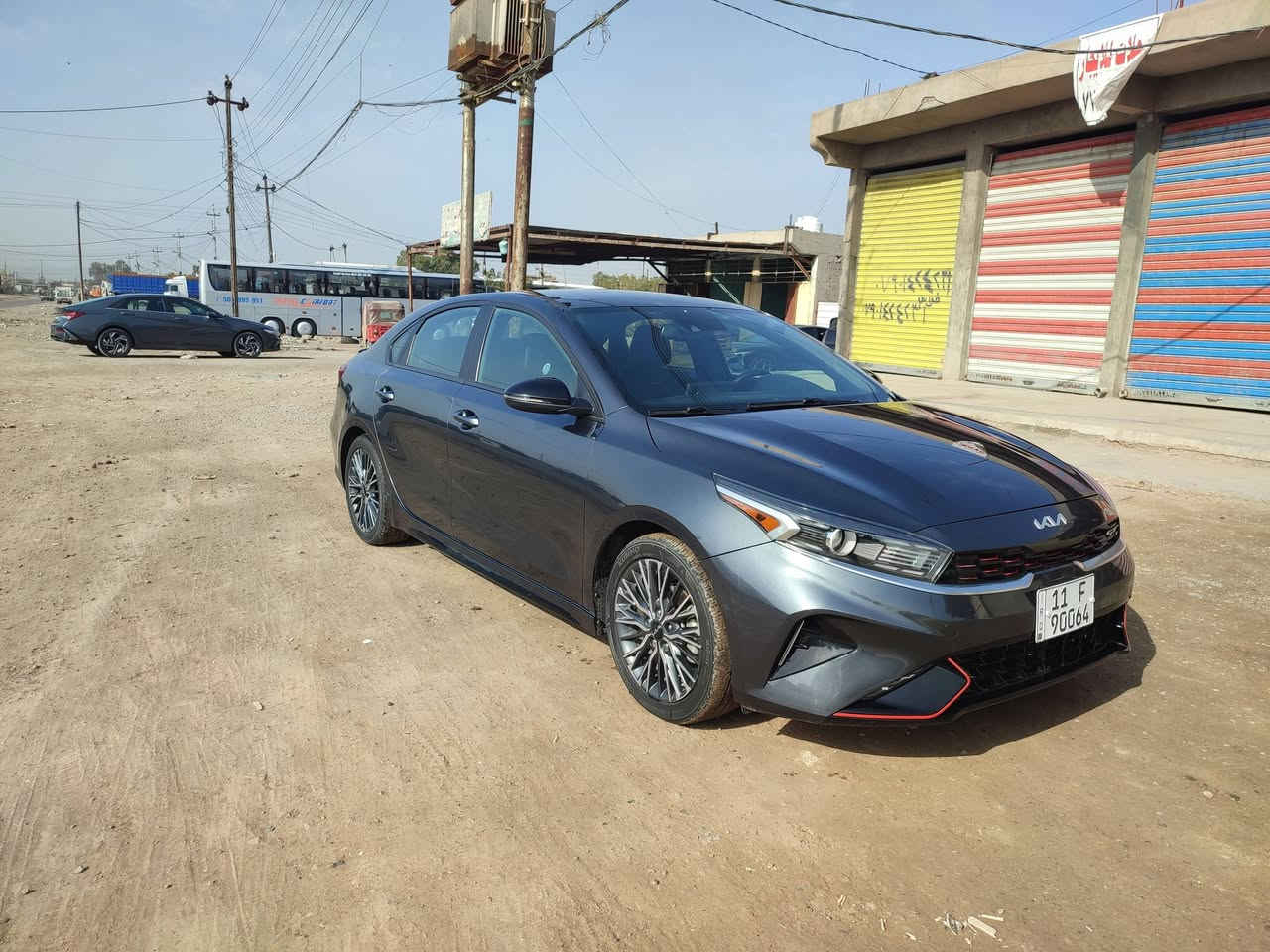 سلام عليكم فورتي موديل 2023للبيع جيتي لاين حادث مبدل جوملغ و باب اصليات رقم الهاتف ***********
