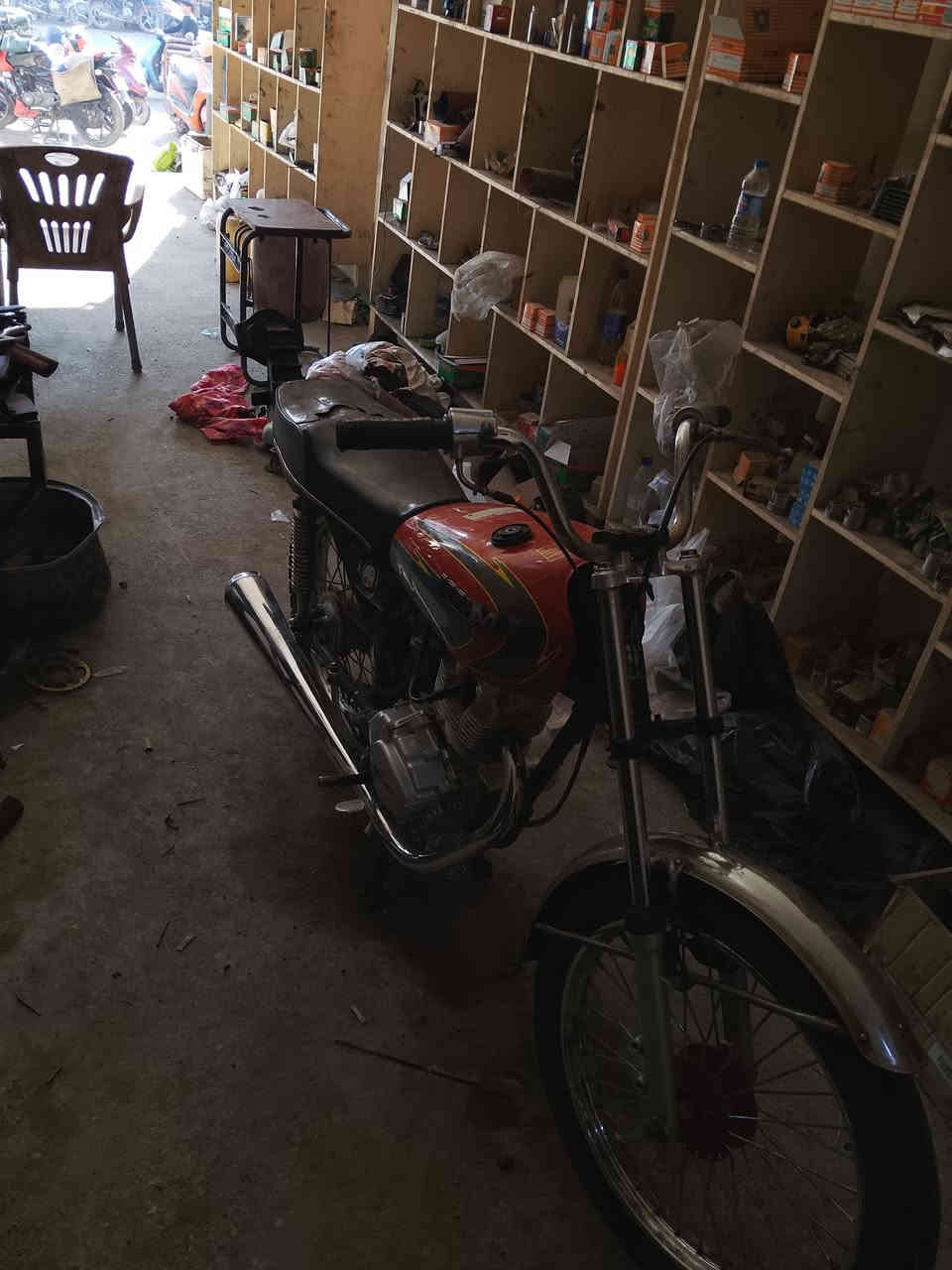 السلام عليكم دراجة للبيع مكينه انتنس موديل 25 شاصي نامه شيال ناصي مكاني ديالى بعقوبة تفاصيل خاص وهذا رقمي***********
