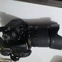 كاميرا نيكون 7200D مستعمل نضيفة كلش سعرهة 650.000 رقمي 07736349589