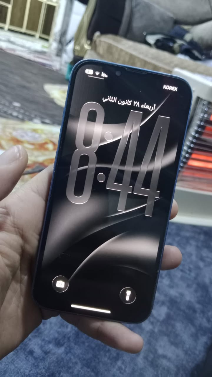 ايفون ١٣ عادي. ذاكره ١٢٨ 
بطاريه ٨٠. جهاز. نورمال.
بي شخوط. بل. شاصي. فقط.
سعر ٤٠٠. وبي مجال. يرهم مراوس.


**إذا كنت صاحب هذا الإعلان وتريد حذفه لأي سبب، رجاءا أرسل رسالة إلى الدعم الفني**